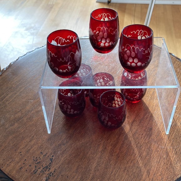 Set of Vintage Etched Glasses - Picture 7 of 7